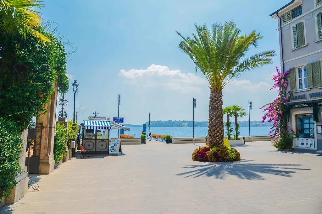 La Gardonese Suite Apartment Gardone Riviera