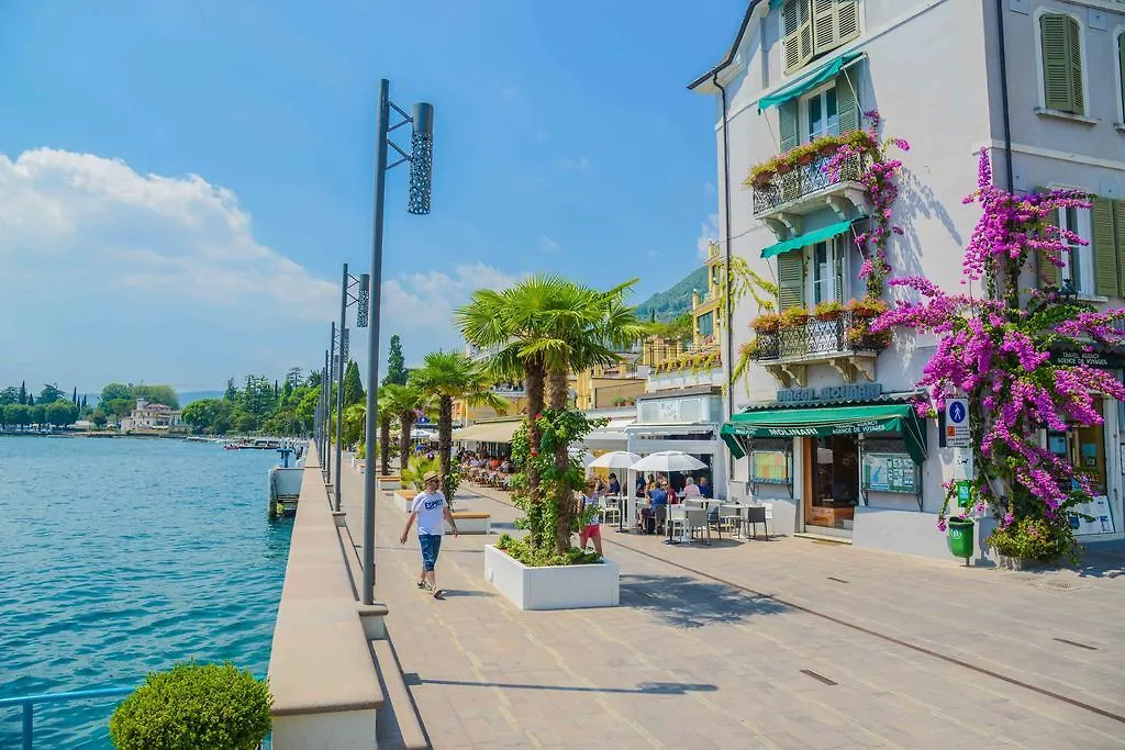 La Gardonese Suite Apartment Gardone Riviera