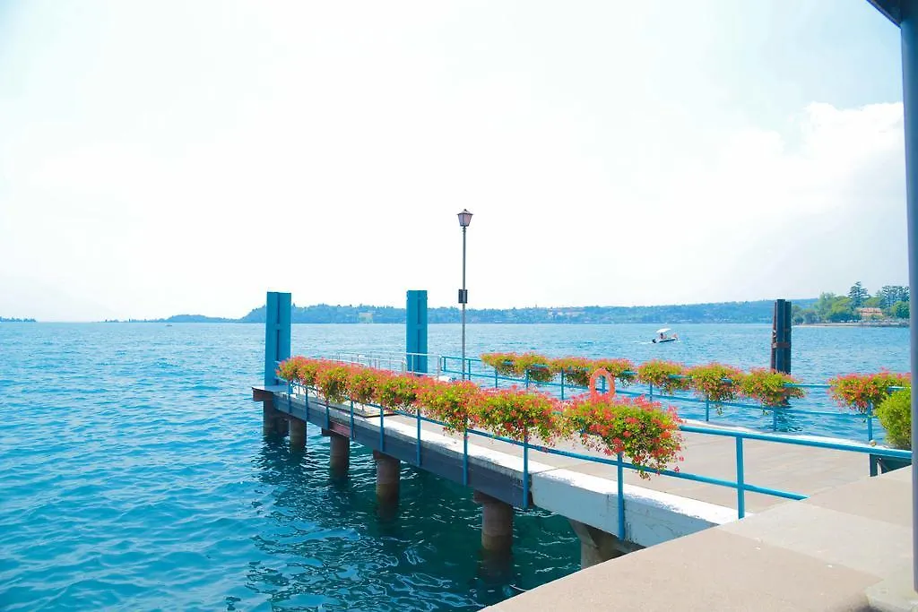 La Gardonese Suite Apartment Gardone Riviera