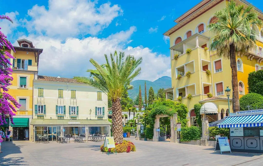 La Gardonese Suite Apartment Gardone Riviera