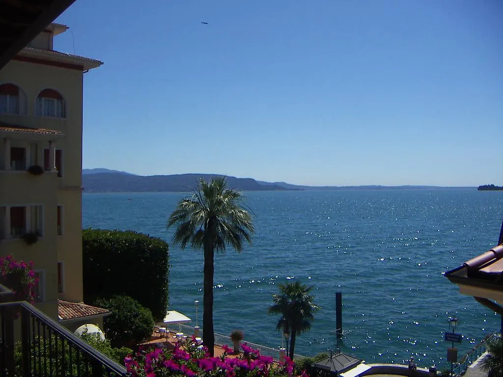 La Gardonese Suite Apartment Gardone Riviera