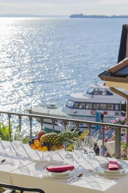 La Gardonese Suite Apartment Gardone Riviera Italia